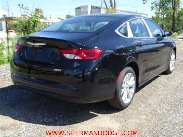 2017 Chrysler 200 LX 4dr Sedan